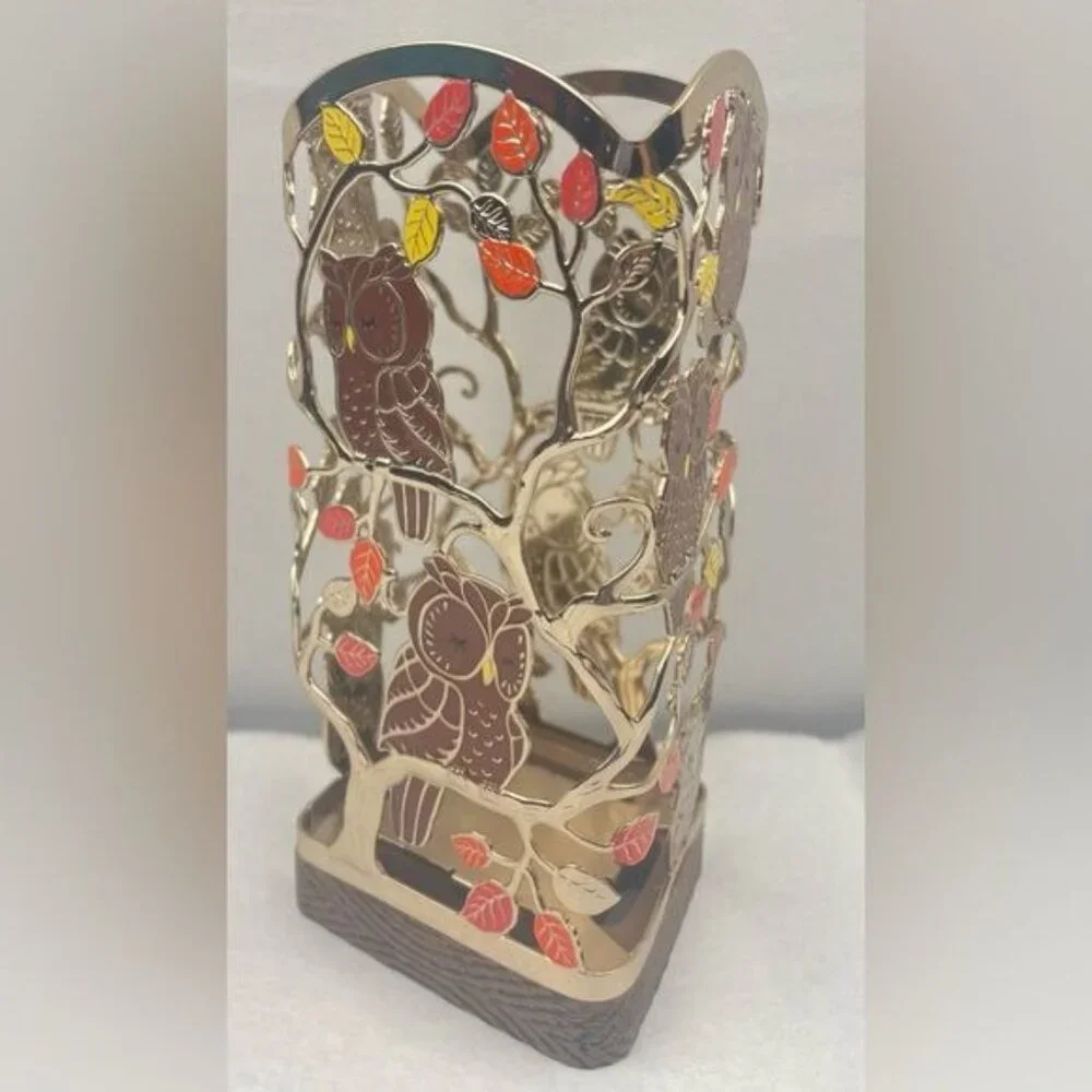 Bath & Body Works ~OWLS WITH BASE ~GENTLE FOAMING  HAND SOAP Holder